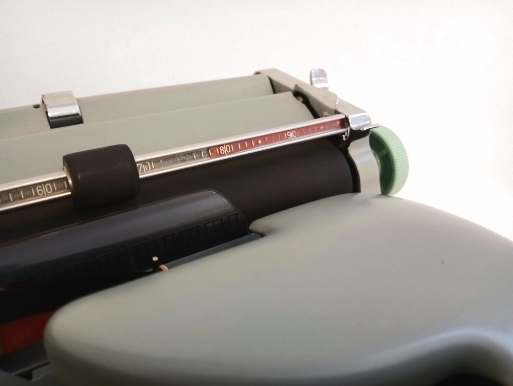 The Incredible Integrated Margin Indicator of Hermes 3000 Typewriter