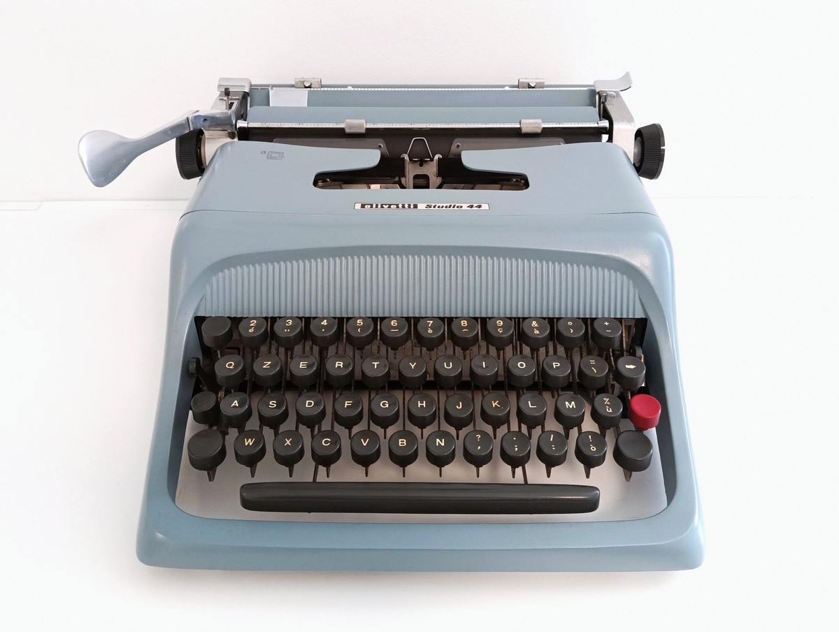Olivetti Studio 44