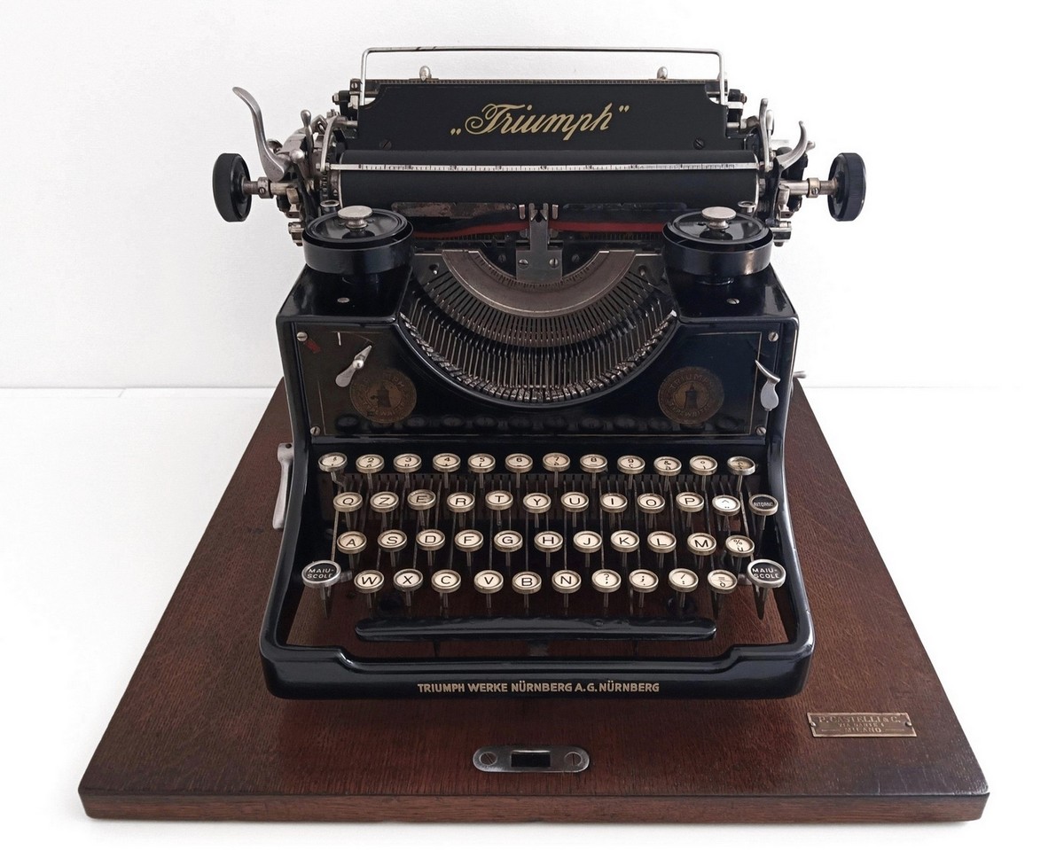 Triumph 1